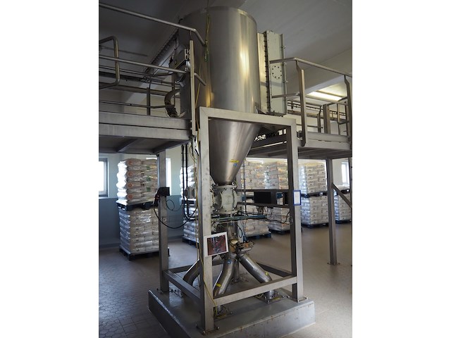 Azo gmbh + co. kg - afbeelding 13 van  18