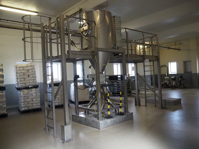 Azo gmbh + co. kg - afbeelding 1 van  19