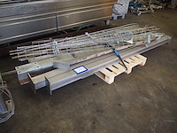 Azo - afbeelding 7 van  33