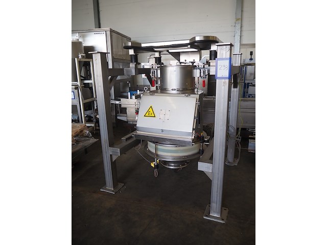 Azo - afbeelding 1 van  33