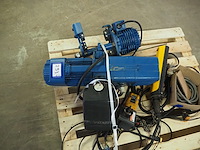 Azo - afbeelding 17 van  33