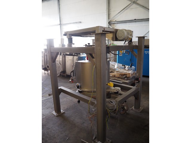 Azo - afbeelding 28 van  33