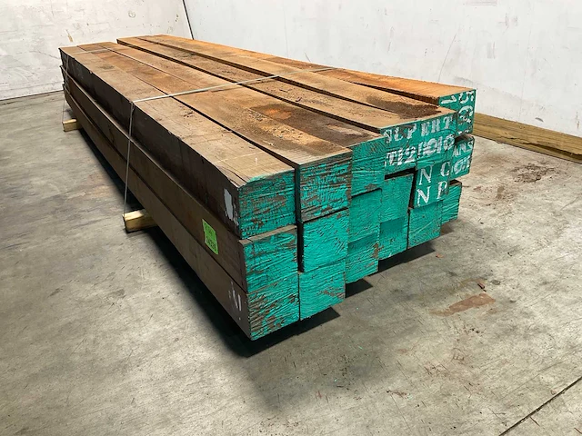 Azobe aic hardhouten balk 400x15x15 cm (4x) - afbeelding 2 van  7