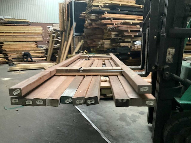 Azobé balk geschaafd - 300x6x4,5 cm (12x) - afbeelding 11 van  11