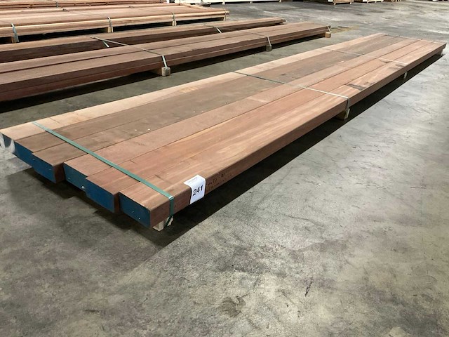 Azobe balken geschaafd 70x140 mm (6x) - afbeelding 1 van  3