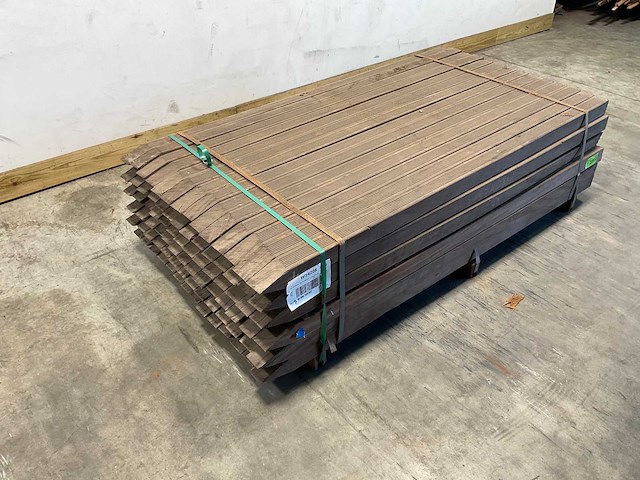 Azobé fas hardhouten paal geschaafd gepunt 180x6,5x6,5 cm (42x) - afbeelding 3 van  3