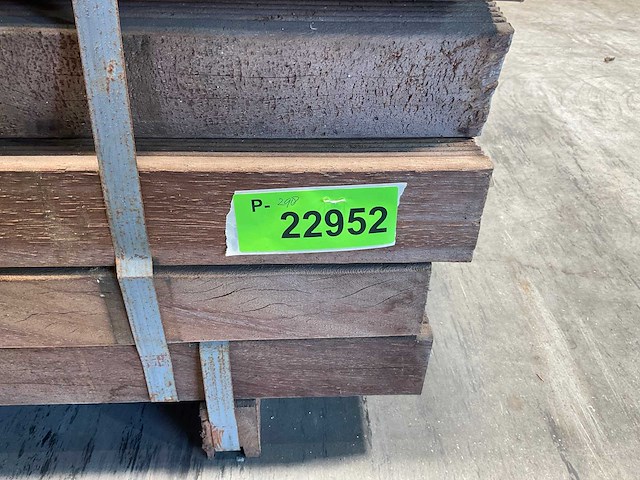 Azobé fas hardhouten paal geschaafd gepunt 180x6,5x6,5 cm (84x) - afbeelding 7 van  7