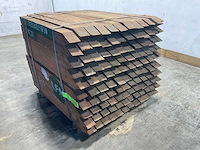 Azobé fas hardhouten tuinpaal gepunt 100x7x7 cm (120x) - afbeelding 1 van  7