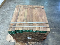 Azobé fas hardhouten tuinpaal gepunt 100x7x7 cm (120x) - afbeelding 5 van  7