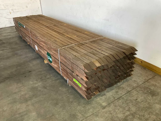 Azobé fas hardhouten tuinpaal gepunt 500x7x7 cm (42x) - afbeelding 2 van  3
