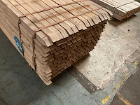Azobe gepunte palen 60x60 mm (160x) - afbeelding 3 van  5