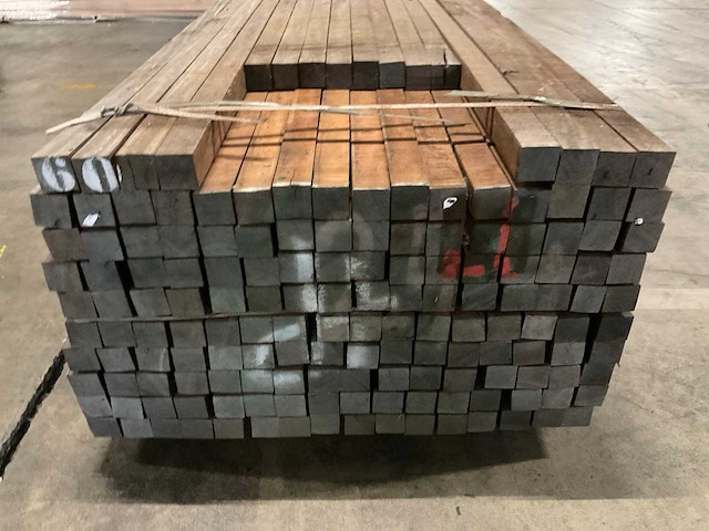 Azobe gepunte palen 60x60 mm (160x) - afbeelding 4 van  6