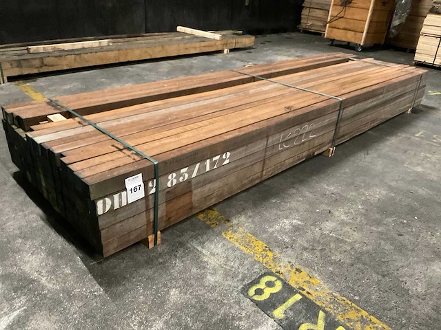 Azobe gepunte palen 60x60 mm (78x) - afbeelding 3 van  6