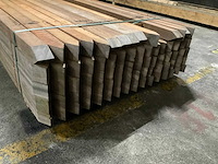 Azobe gepunte palen 60x60 mm (78x) - afbeelding 6 van  6