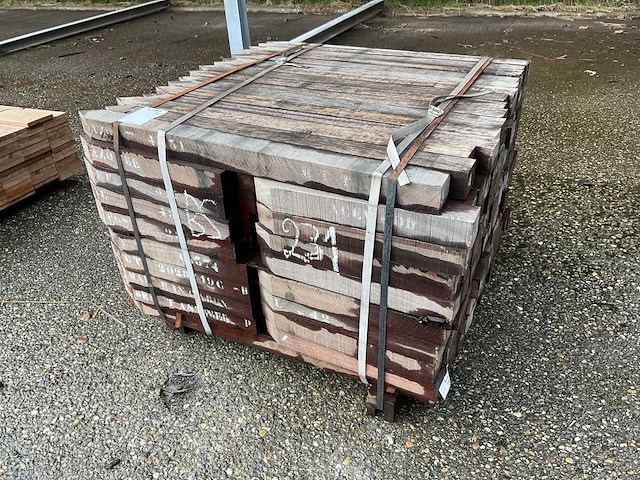 Azobe hardhout paal (256x) - afbeelding 1 van  7