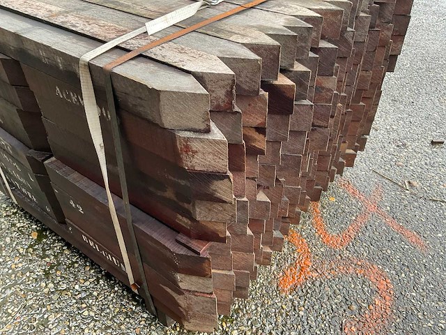 Azobe hardhout paal (256x) - afbeelding 5 van  7