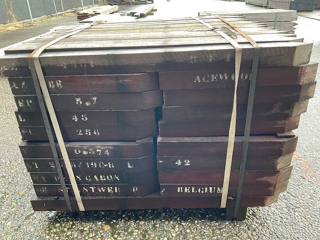 Azobe hardhout paal (256x) - afbeelding 4 van  7