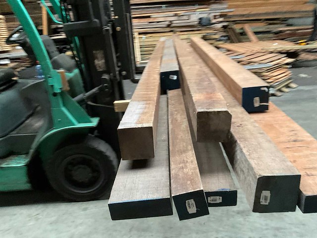 Azobé hardhout tuinpalen diverse maten (9x) - afbeelding 12 van  13