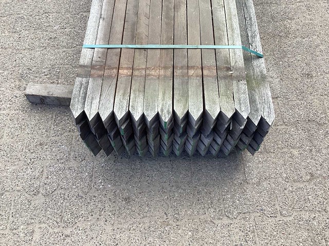 Azobè hardhouten paal 50x50x2000mm (82x) - afbeelding 5 van  5