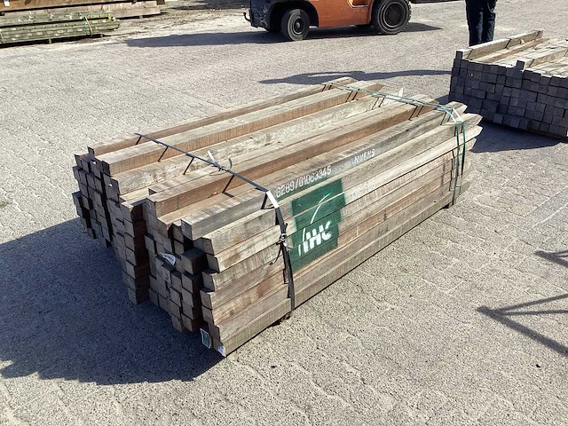 Azobè hardhouten paal 60x60x2000mm (108x) - afbeelding 3 van  6