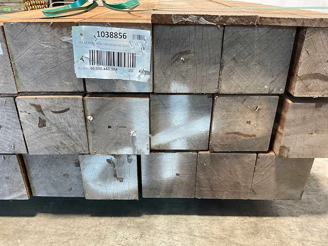 Azobé hardhouten paal met diamantkop 300x14x14 cm (18x) - afbeelding 4 van  8