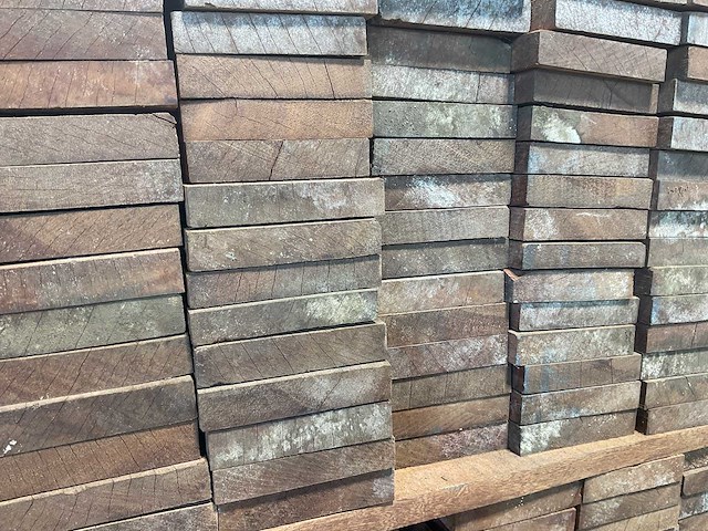 Azobé hardhouten plank 250x10x2 cm (50x) - afbeelding 1 van  7