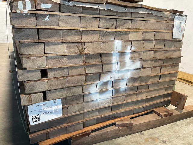 Azobé hardhouten regel geschaafd 350x9x4,5 cm (66x) - afbeelding 5 van  7