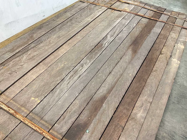 Azobé hardhouten tuinpaal fas gepunt 200x6x6 cm (160x) - afbeelding 4 van  6