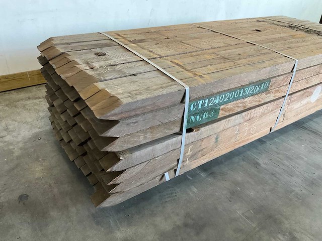 Azobé hardhouten tuinpaal fas gepunt 250x7x7 cm (120x) - afbeelding 3 van  3