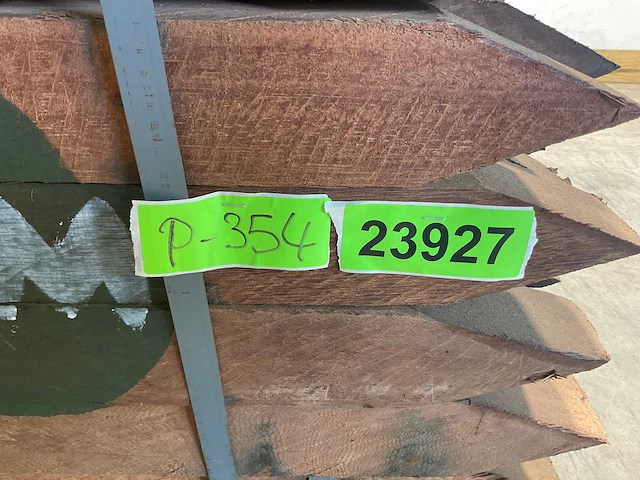 Azobé hardhouten tuinpaal gepunt 100x7x7 cm (120x) - afbeelding 6 van  7