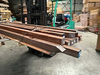 Azobé hardhouten tuinpaal gepunt 270x9x9 cm (12x) - afbeelding 4 van  11