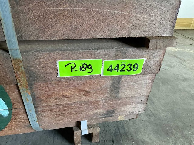 Azobé hardhouten tuinpaal gepunt 275x7x7 cm (60x) - afbeelding 3 van  3