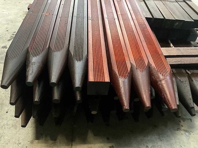 Azobé & niove hardhouten paal (56x) - afbeelding 4 van  7