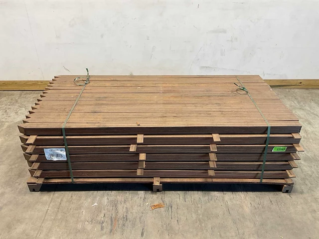 Azobé paal geschaafd gepunt 200x6,5x6,5 cm (91x) - afbeelding 2 van  7