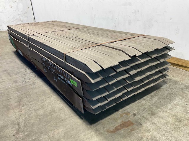 Azobé paal geschaafd met punt 250x6,5x6,5 cm (84x) - afbeelding 2 van  5