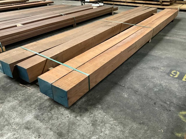 Azobe palen 150x150 mm (5x) - afbeelding 3 van  5