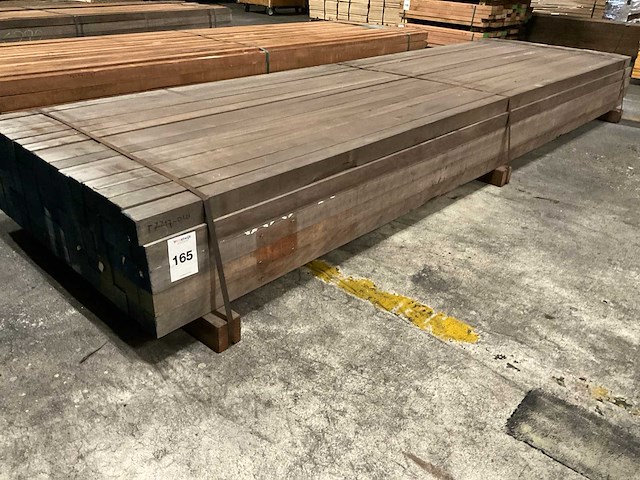 Azobe palen 60x60 mm (80x) - afbeelding 1 van  5