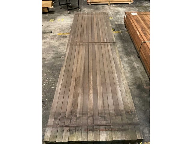Azobe palen 60x60 mm (80x) - afbeelding 5 van  5