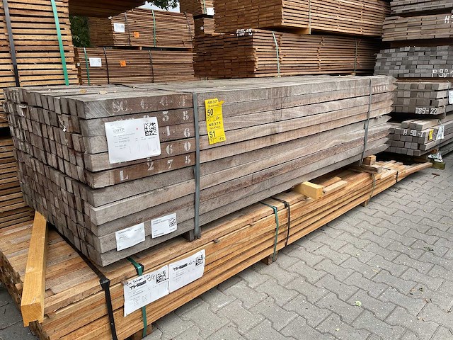 Azobe palen fijnbezaagd gepunt 2750x60x60mm (100x) - afbeelding 2 van  3