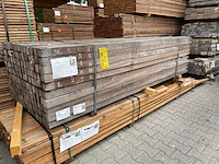 Azobe palen fijnbezaagd gepunt 2750x60x60mm (100x) - afbeelding 2 van  3