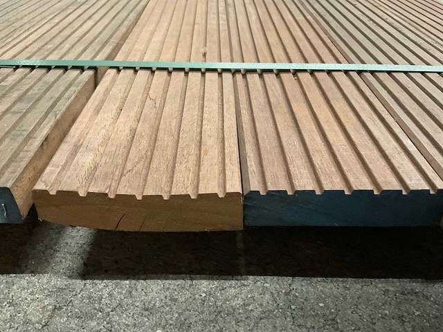 Azobe vlonderdelen 35x140 mm (7x) - afbeelding 6 van  6