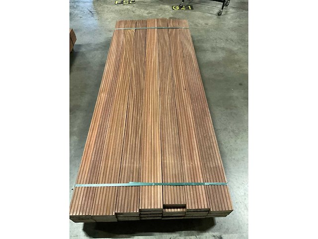 Azobe vlonderdelen 45x140 mm (28x) - afbeelding 4 van  5