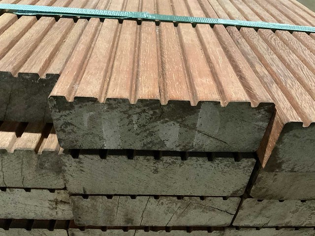 Azobe vlonderdelen 45x140 mm (28x) - afbeelding 5 van  5