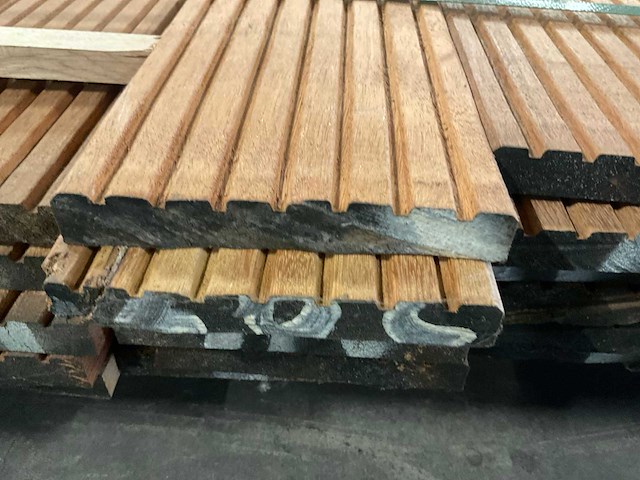 Azobé vlonderdelen antislip 21x145 mm (41x) - afbeelding 6 van  6