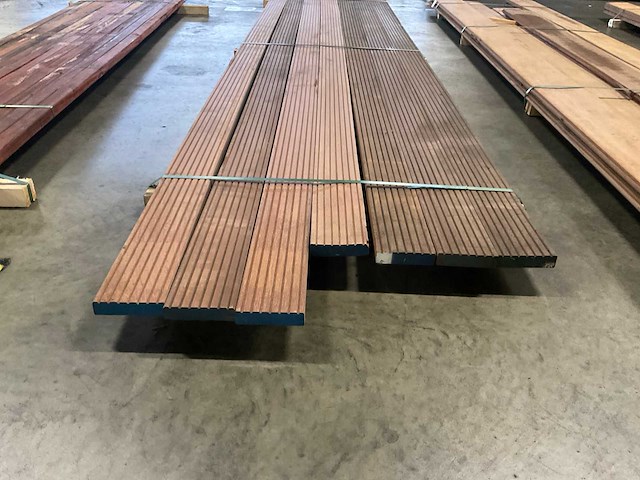 Azobé vlonderdelen antislip 35x140 mm (7x) - afbeelding 4 van  5