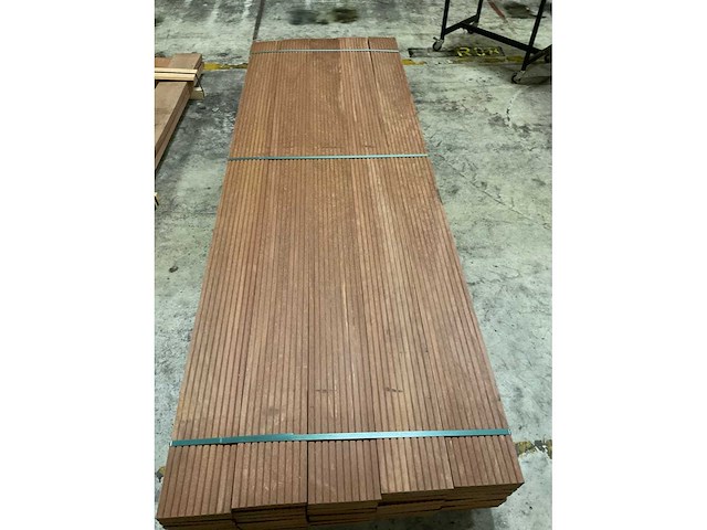 Azobe vlonderplanken 35x190 mm (40x) - afbeelding 3 van  4
