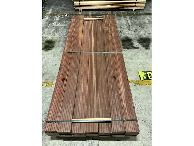 Azobe vlonderplanken 45x140 mm (25x) - afbeelding 4 van  5