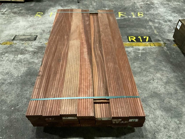 Azobe vlonderplanken 45x140 mm (34x) - afbeelding 5 van  6