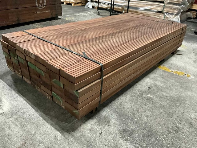 Azobe vlonderplanken 45x140 mm (50x) - afbeelding 3 van  5