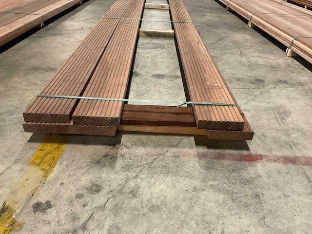 Azobe vlonderplanken 45x190 mm (6x) - afbeelding 2 van  3